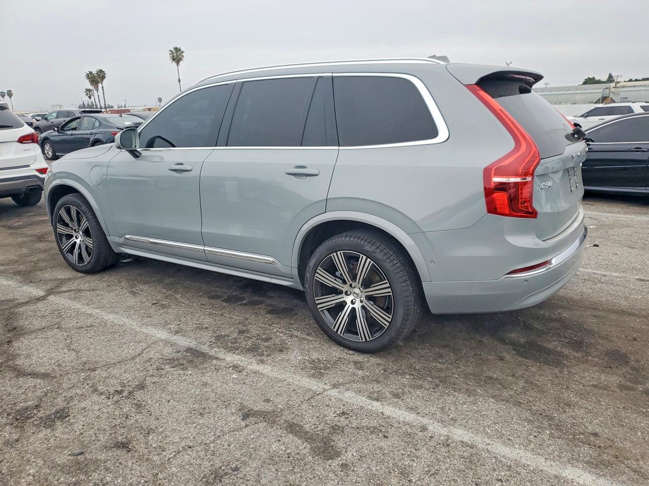 2024 Volvo Xc90 Ultimate - Фото 2