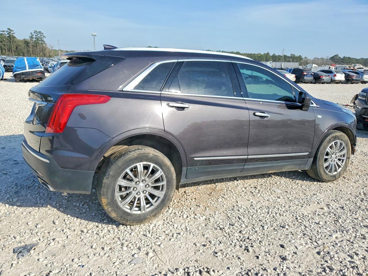 2019 Cadillac Xt5 Luxury - Image 3
