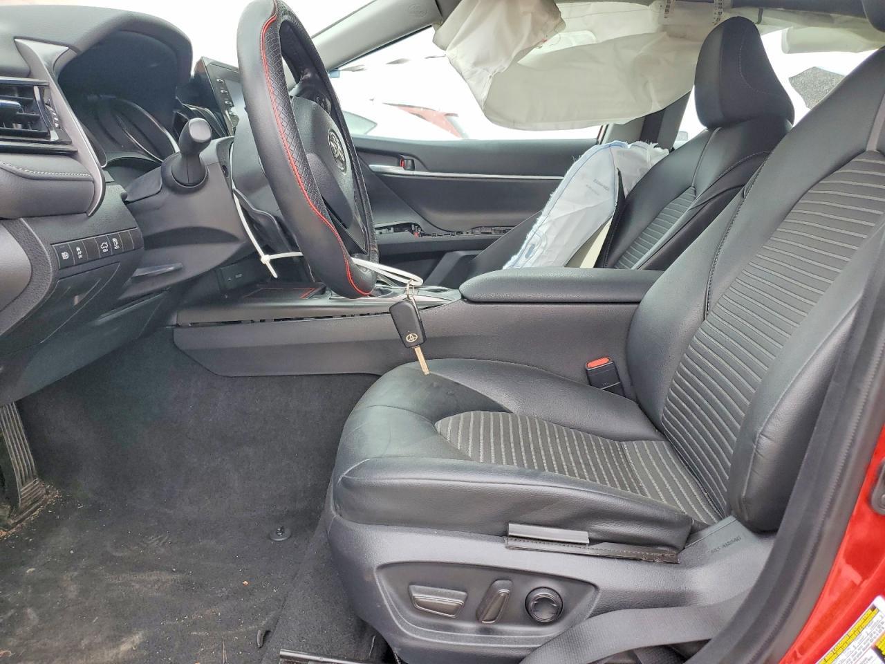 2023 Toyota Camry Se - Image 7