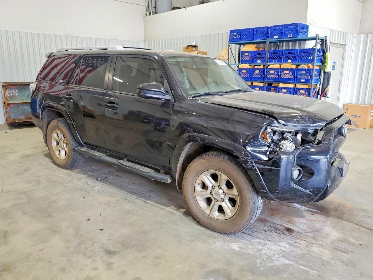 2018 Toyota 4Runner Sr5 - Image 4