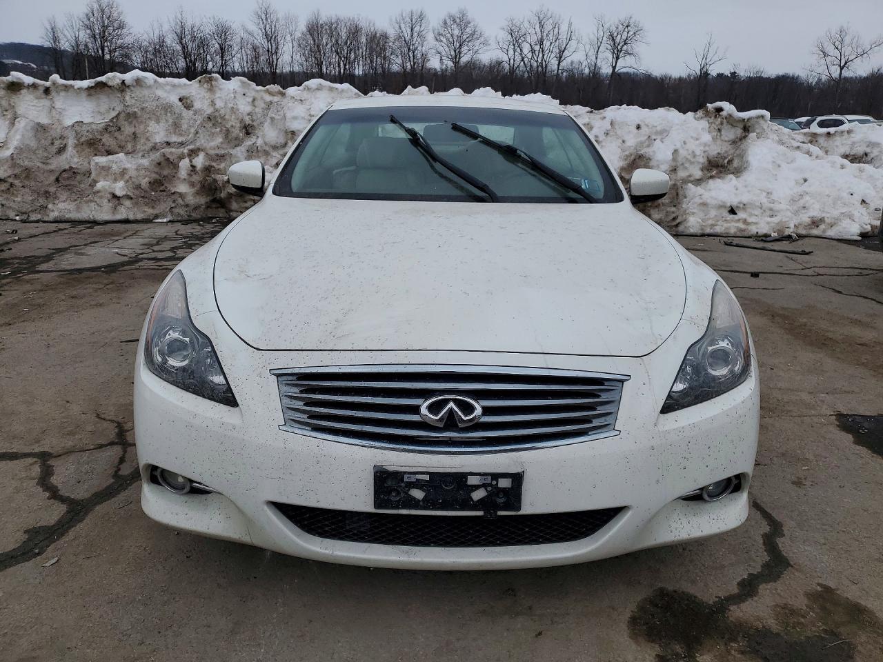 2011 Infiniti G37 Base - Image 5