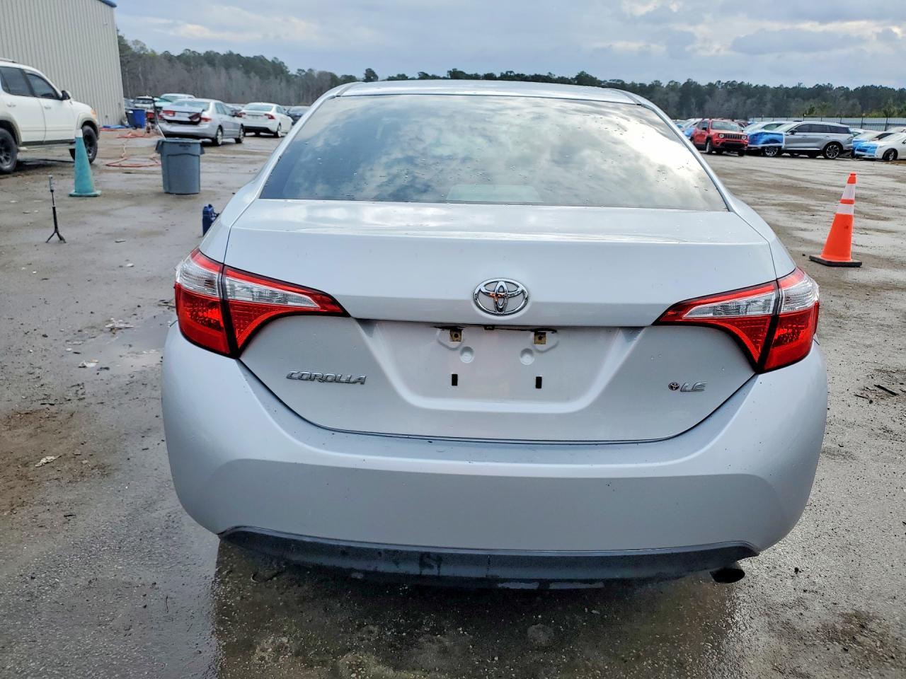 2014 Toyota Corolla Le - Фото 6