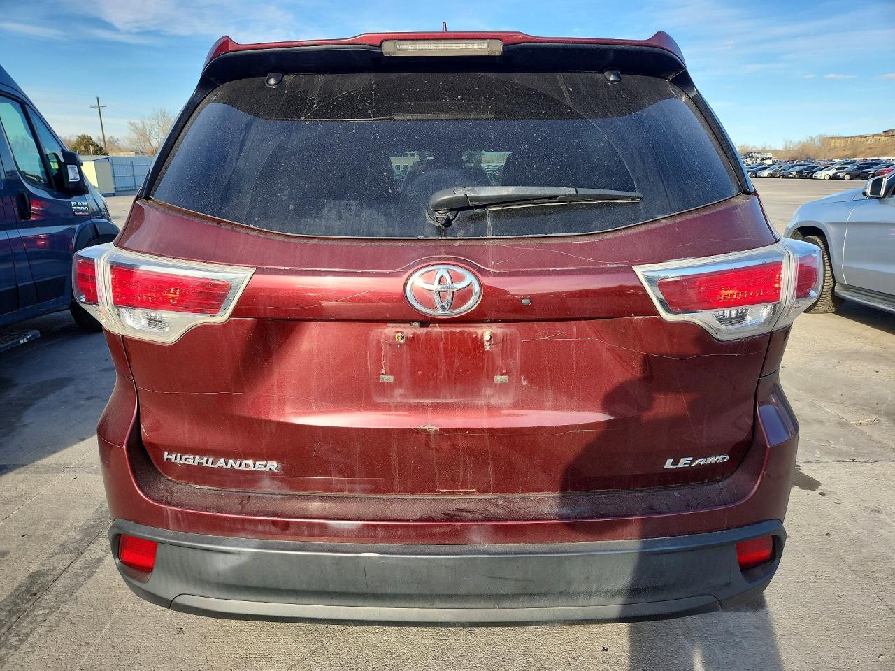 2015 Toyota Highlander Le - Фото 6