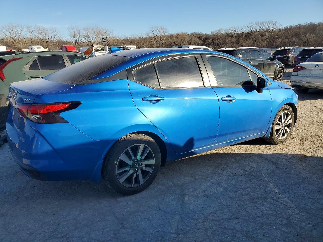2020 Nissan Versa Sv - Фото 3