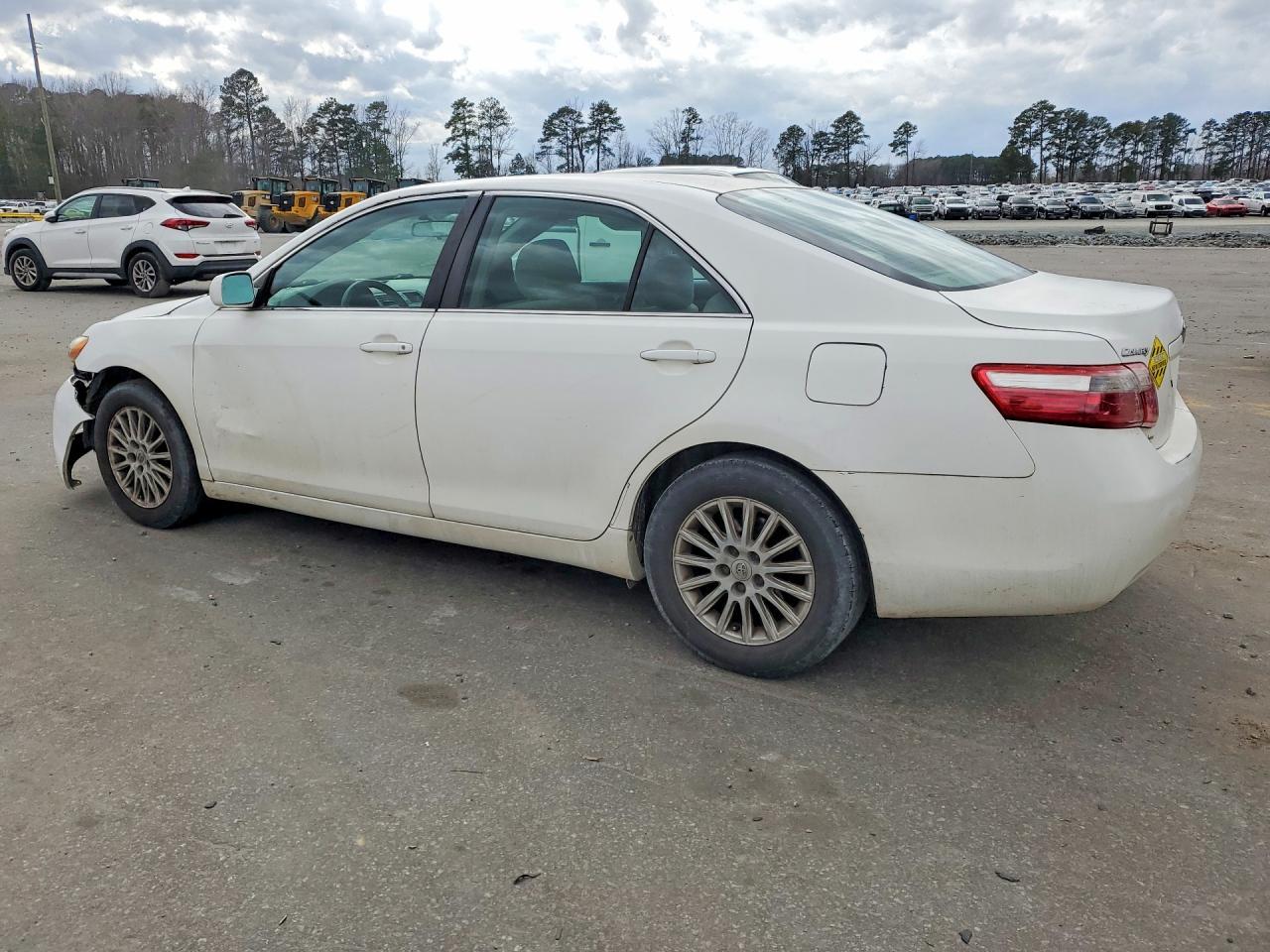 2008 Toyota Camry Ce - Фото 2