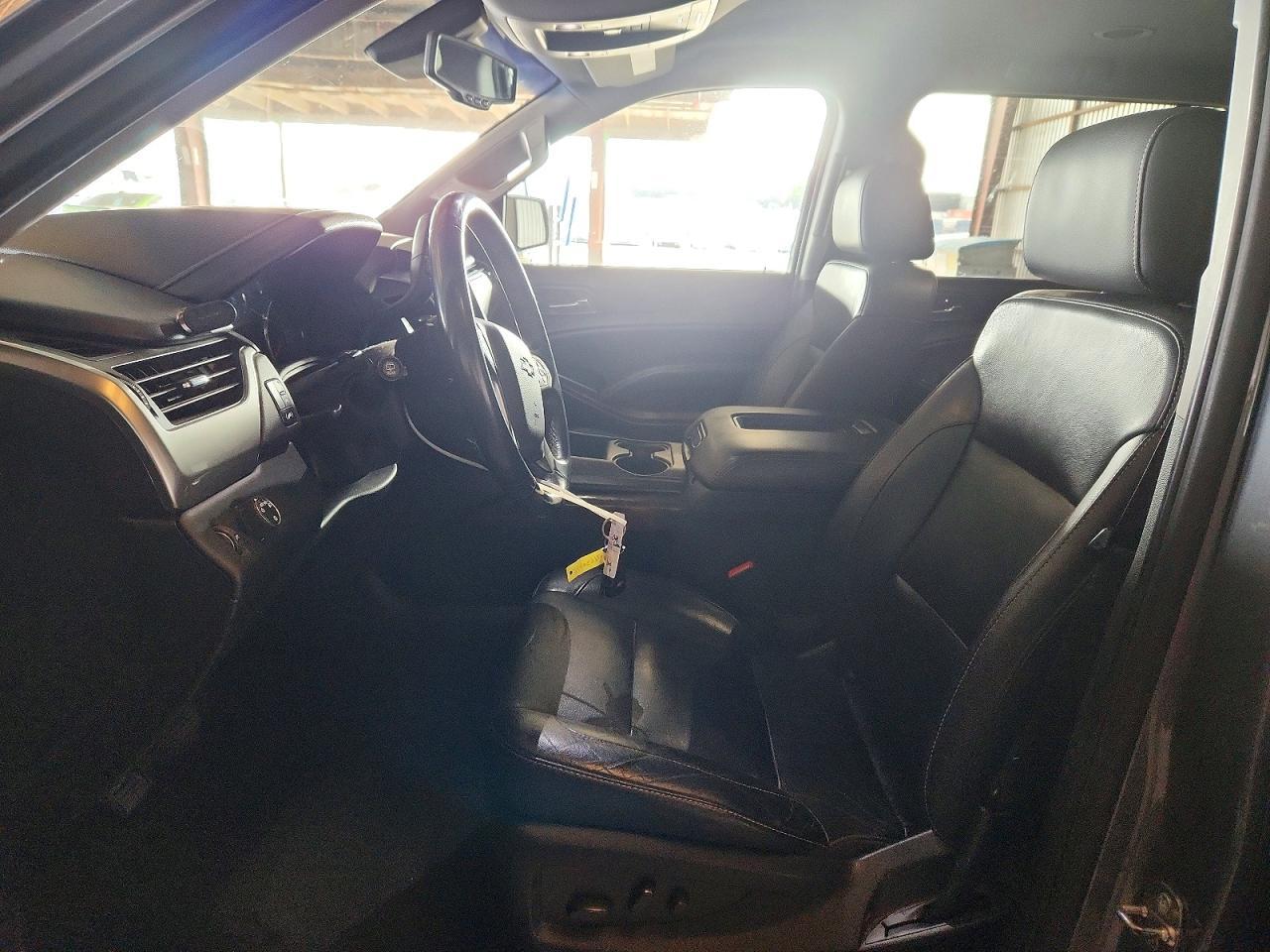 2019 Chevrolet Suburban C1500 Lt - Image 7