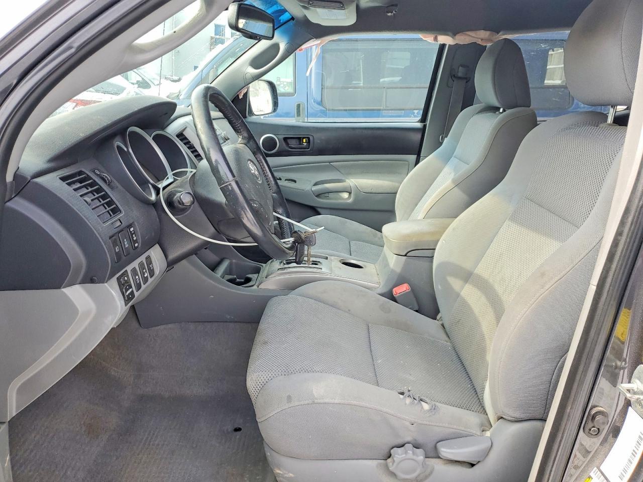 2010 Toyota Tacoma Double Cab - Image 7