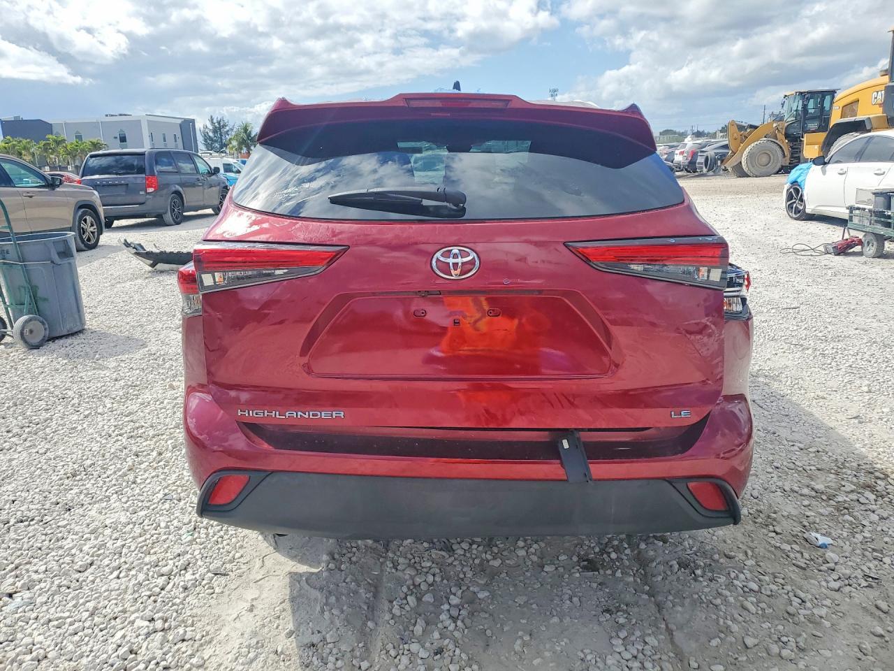 2022 Toyota Highlander Le - Фото 6