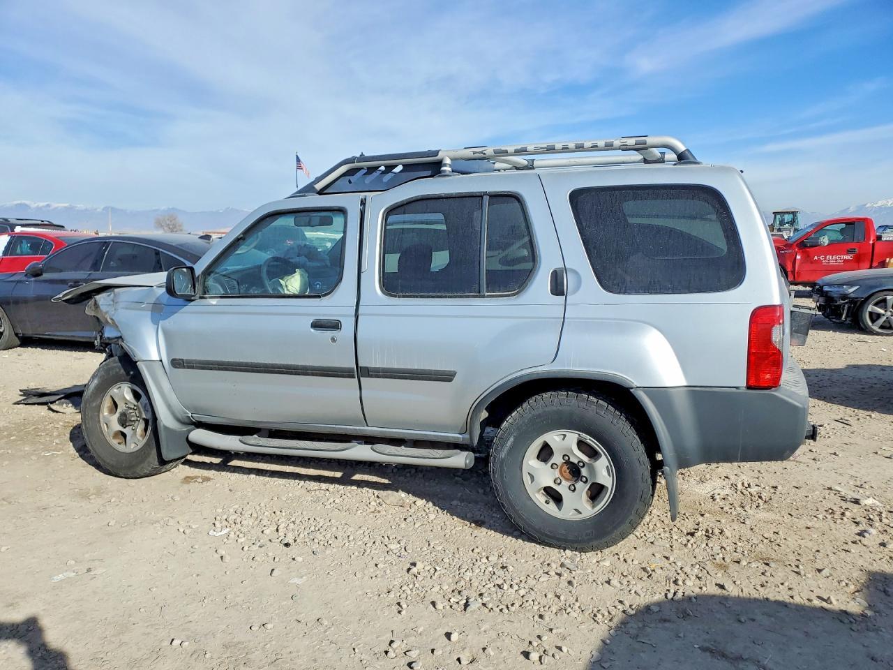 2000 Nissan Xterra Xe - Фото 2