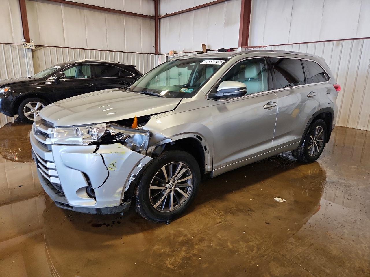 2017 Toyota Highlander Xle