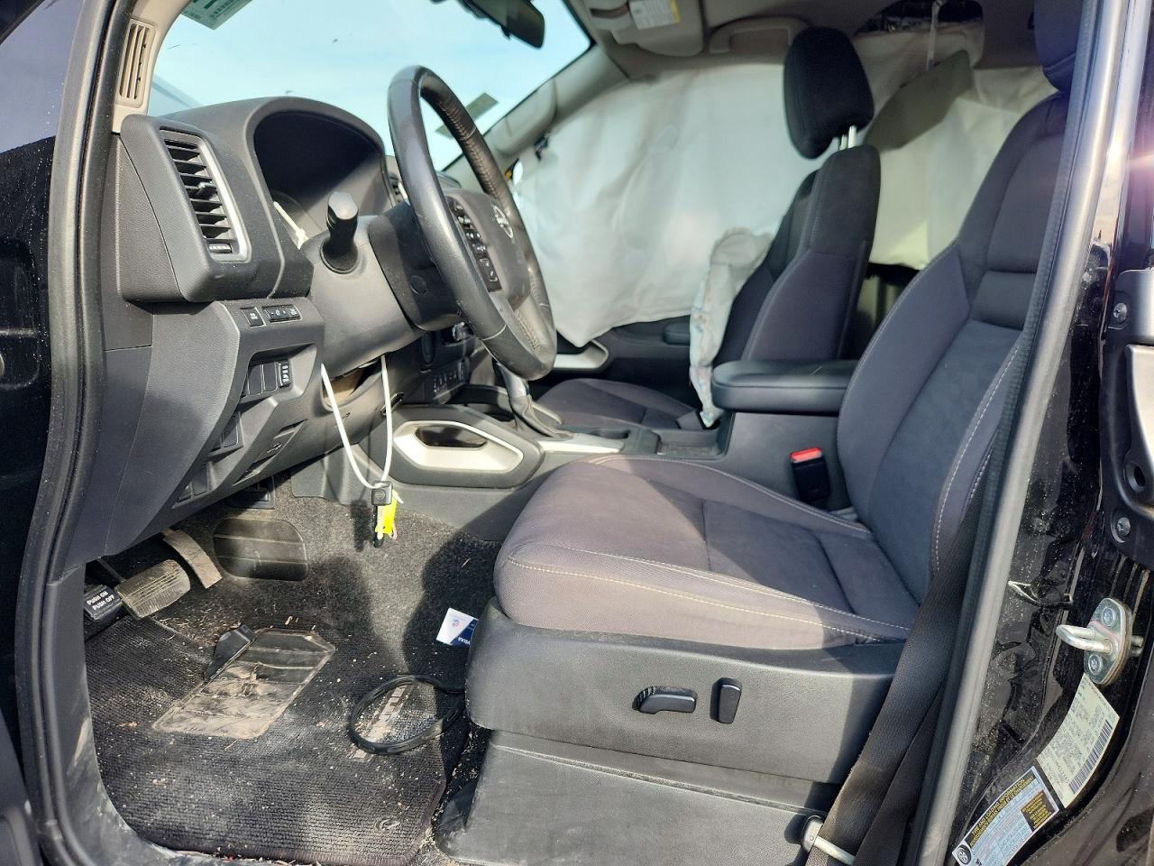 2023 Nissan Frontier S - Image 7