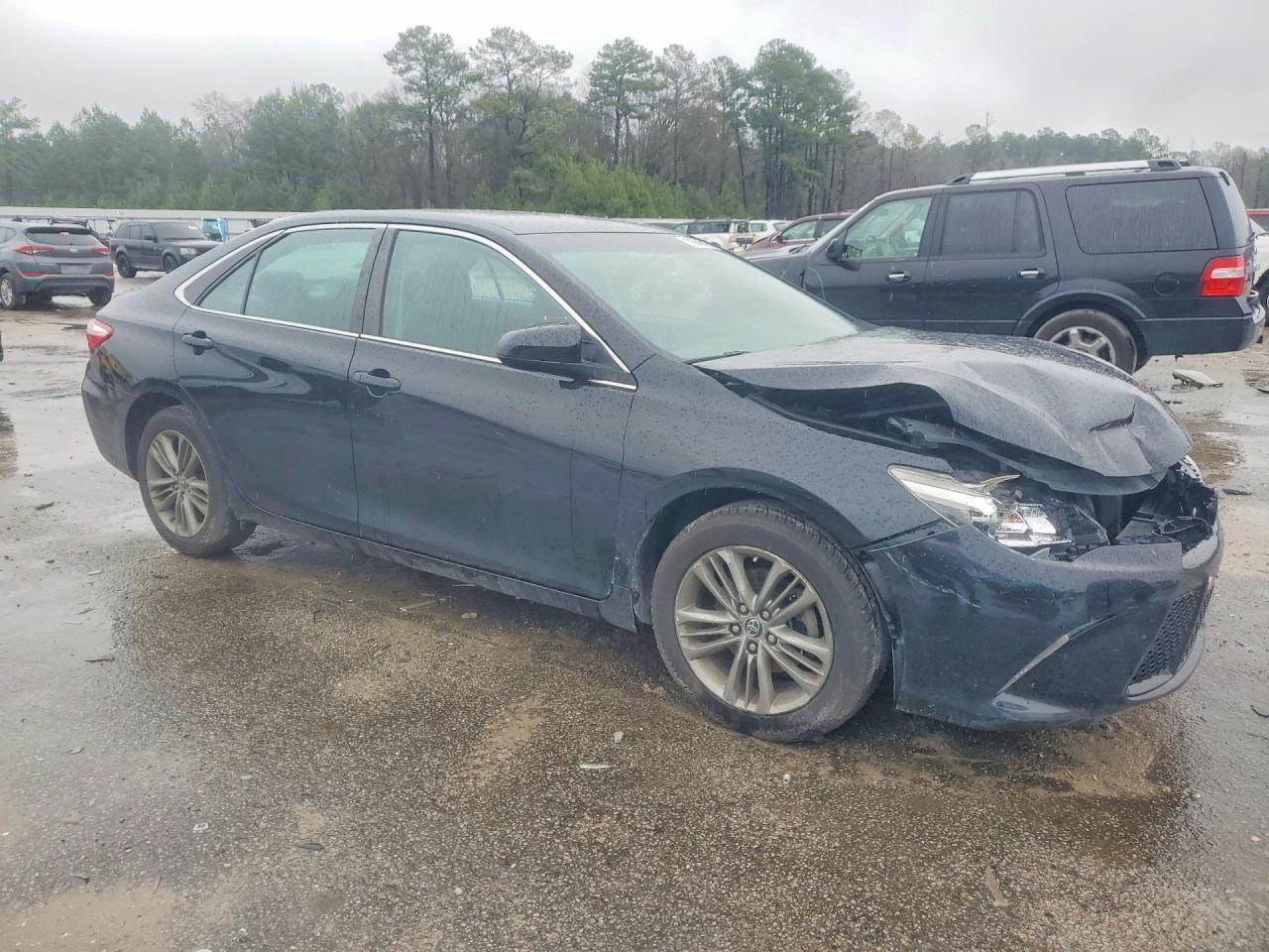 2015 Toyota Camry Se - Фото 4