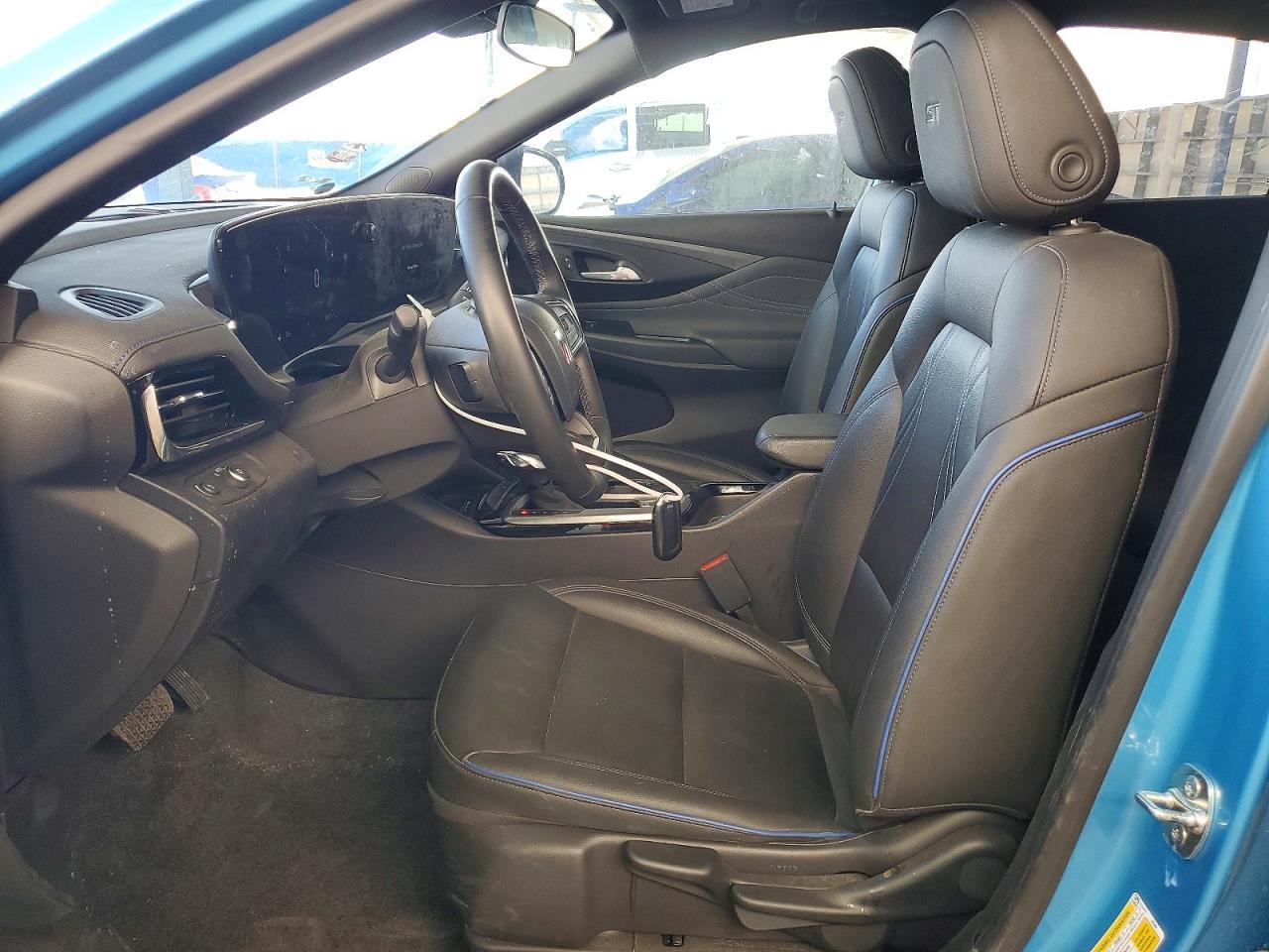 2025 Buick Envista Sport Touring - Image 7