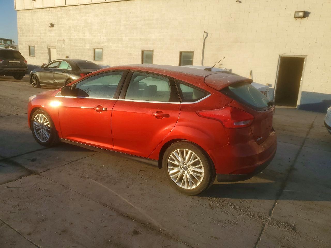 2018 Ford Focus Titanium - Фото 2
