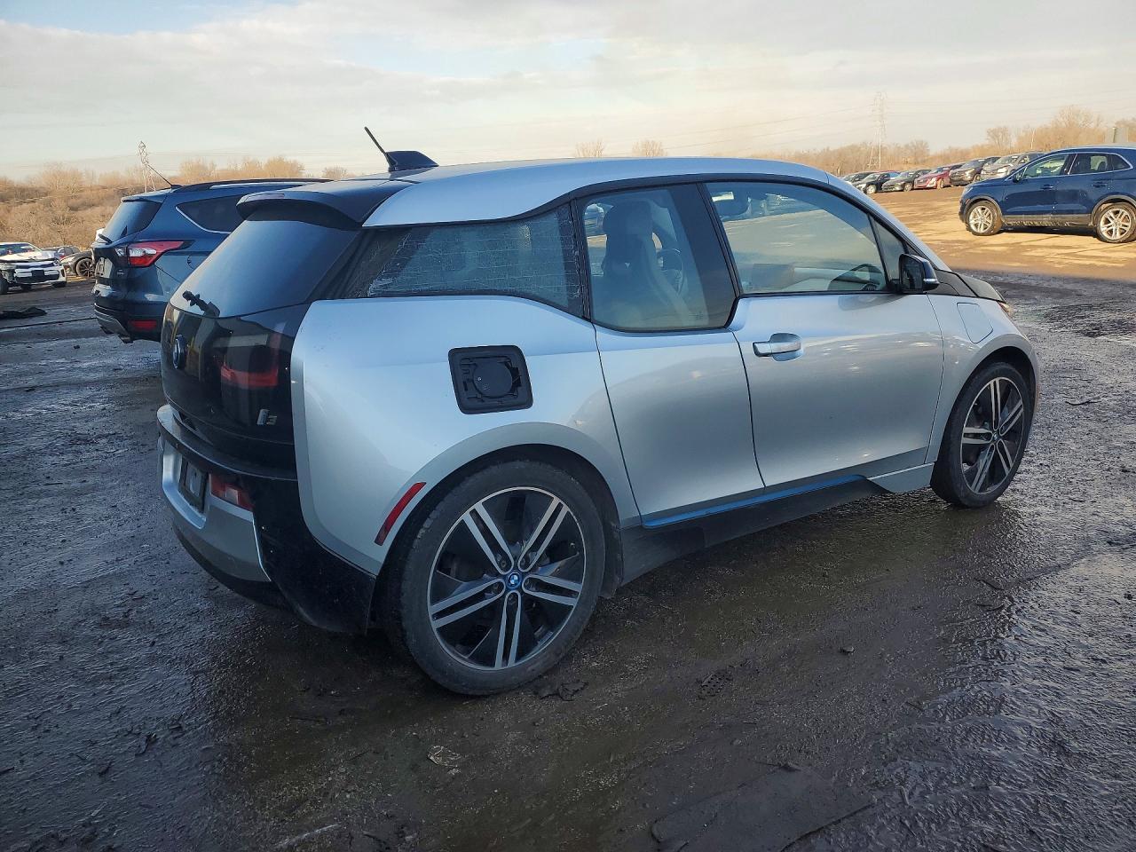 2017 BMW I3 Rex - Image 3