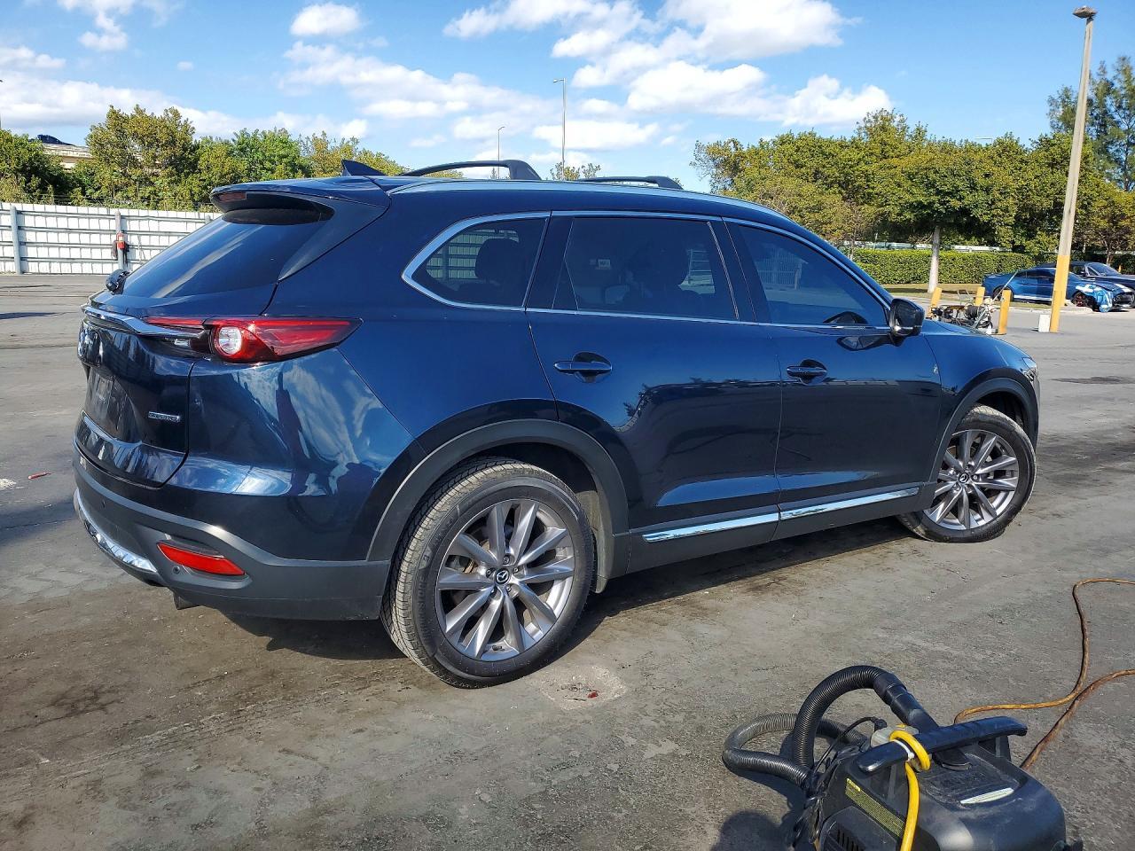 2022 Mazda Cx-9 Grand Touring - Image 3