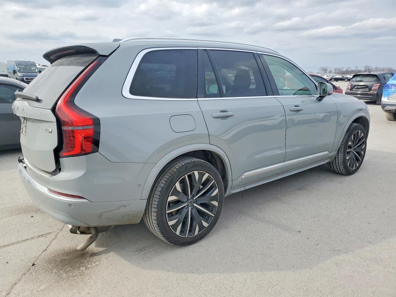 2025 Volvo Xc90 Ultra - Фото 3
