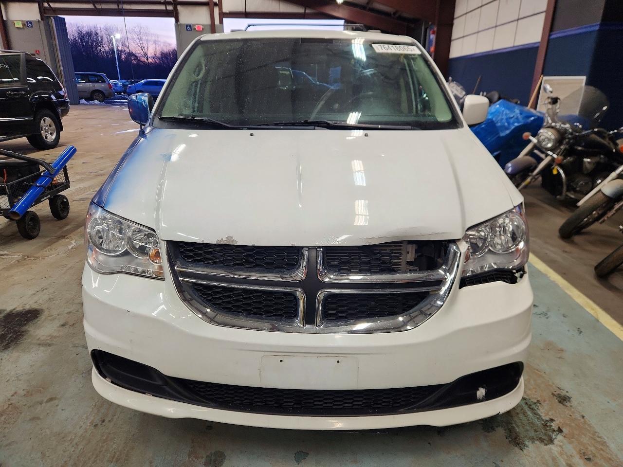 2016 Dodge Grand Caravan Sxt - Image 5