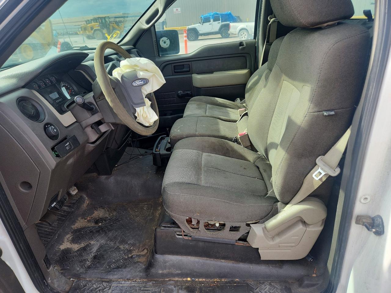2010 Ford F150 - Фото 7