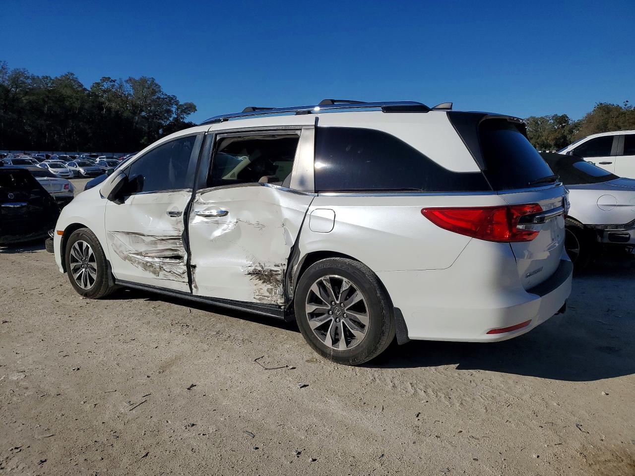 2021 Honda Odyssey Exl - Image 2