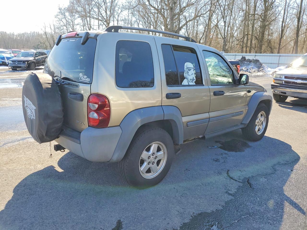 2005 Jeep Liberty Sport - Фото 3