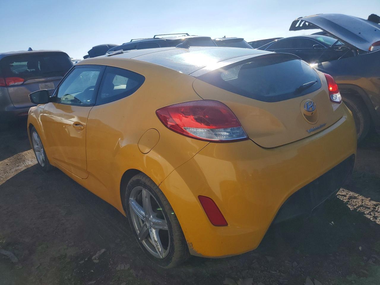 2014 Hyundai Veloster - Фото 2
