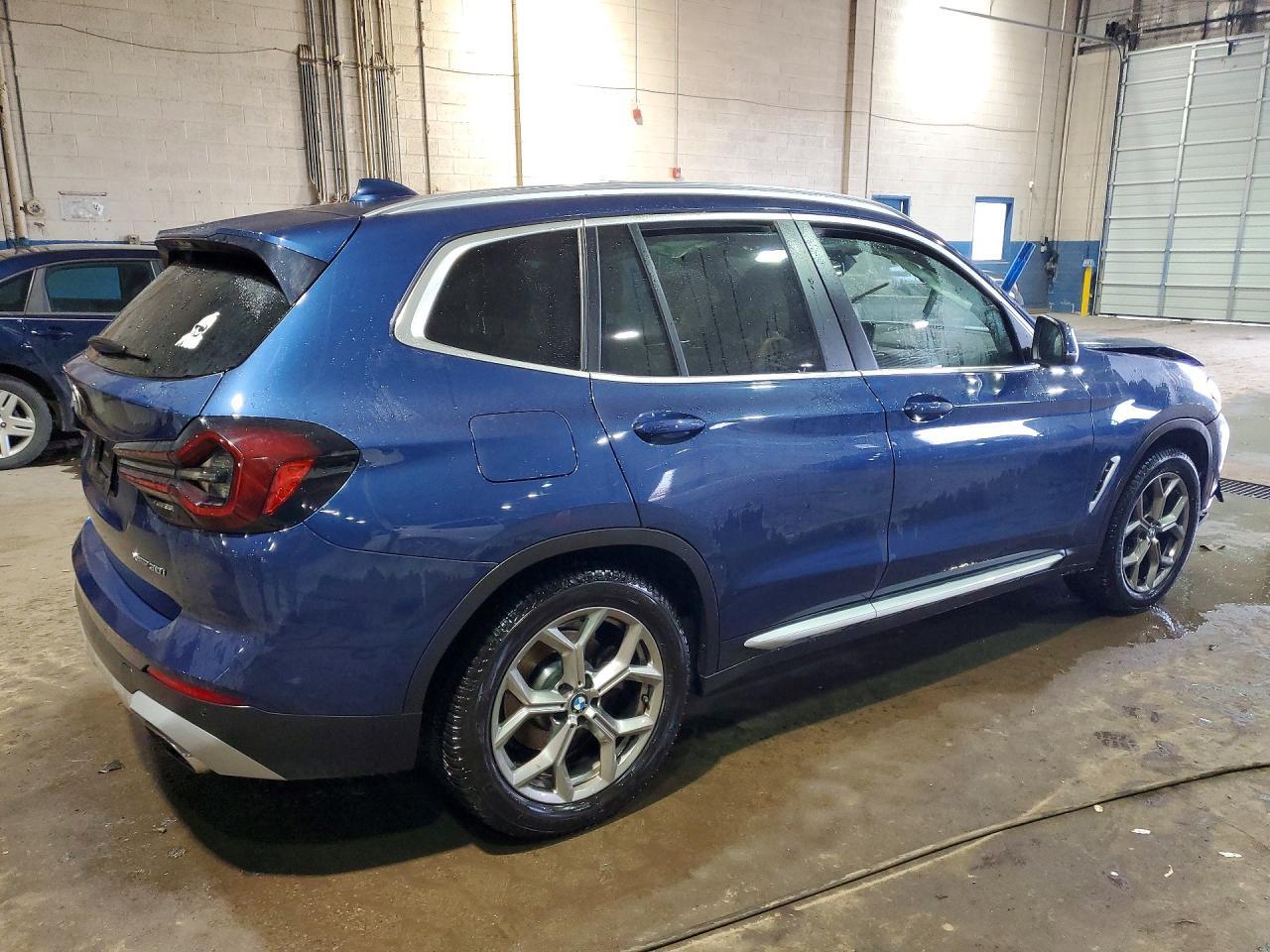 2022 BMW X3 xDrive30I - Image 3
