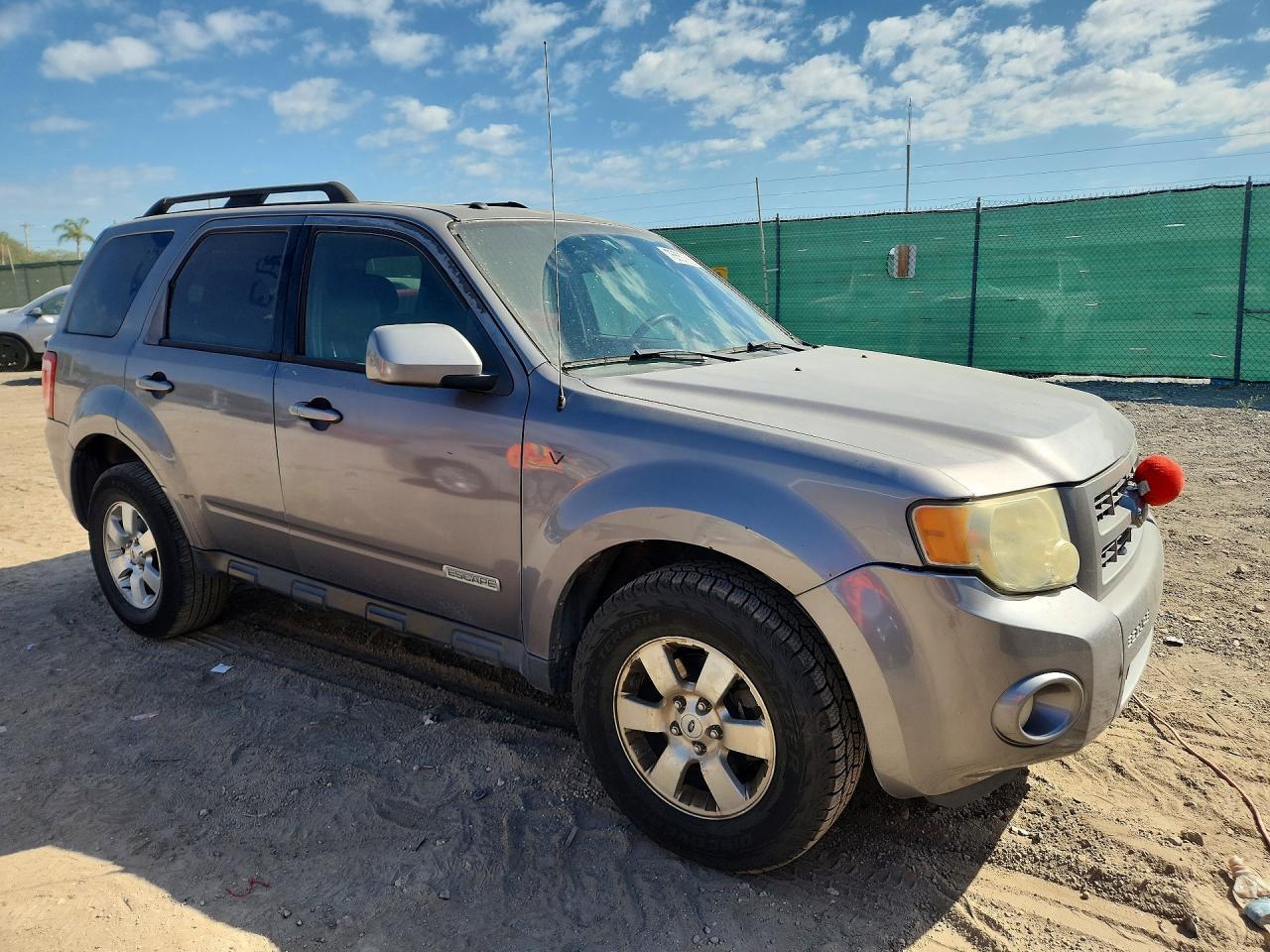 2008 Ford Escape Limited - Image 4