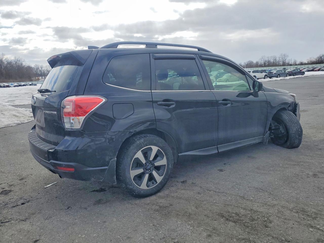 2018 Subaru Forester 2.5I Limited - Фото 3