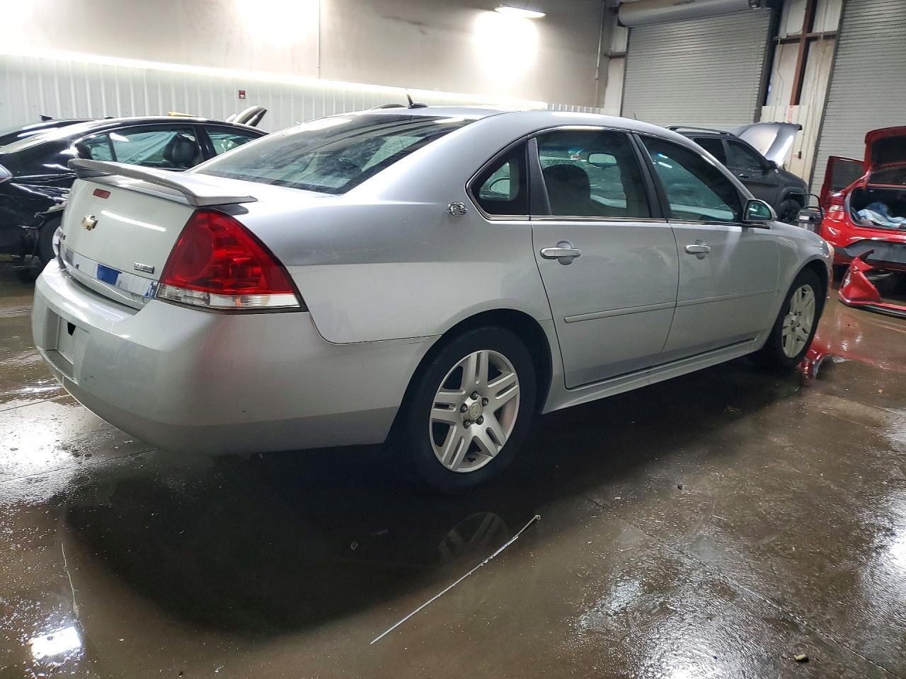 2009 Chevrolet Impala 1Lt - Фото 3