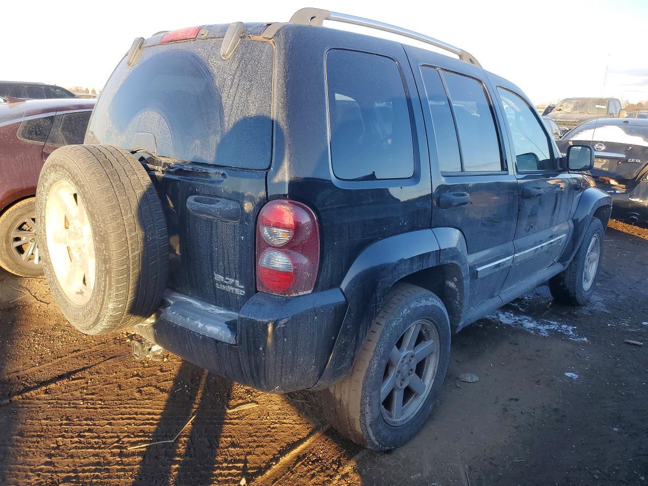 2005 Jeep Liberty Limited - Image 3