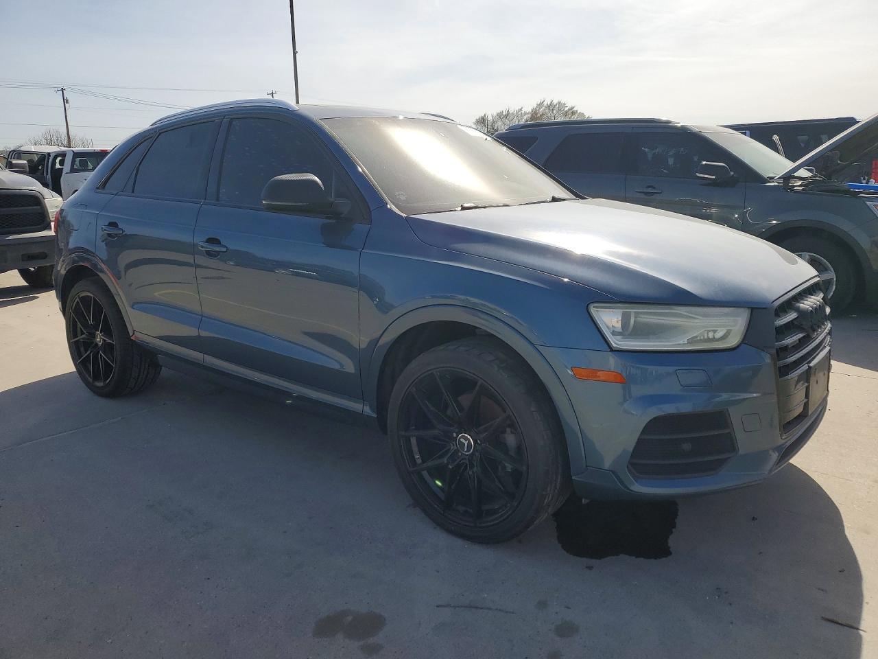 2016 Audi Q3 Premium Plus - Фото 4