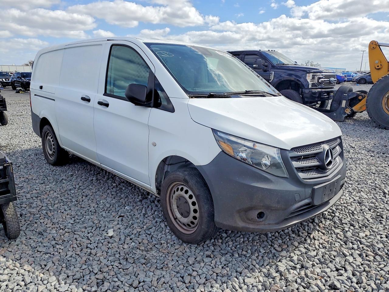 2016 Mercedes-Benz Metris - Image 4