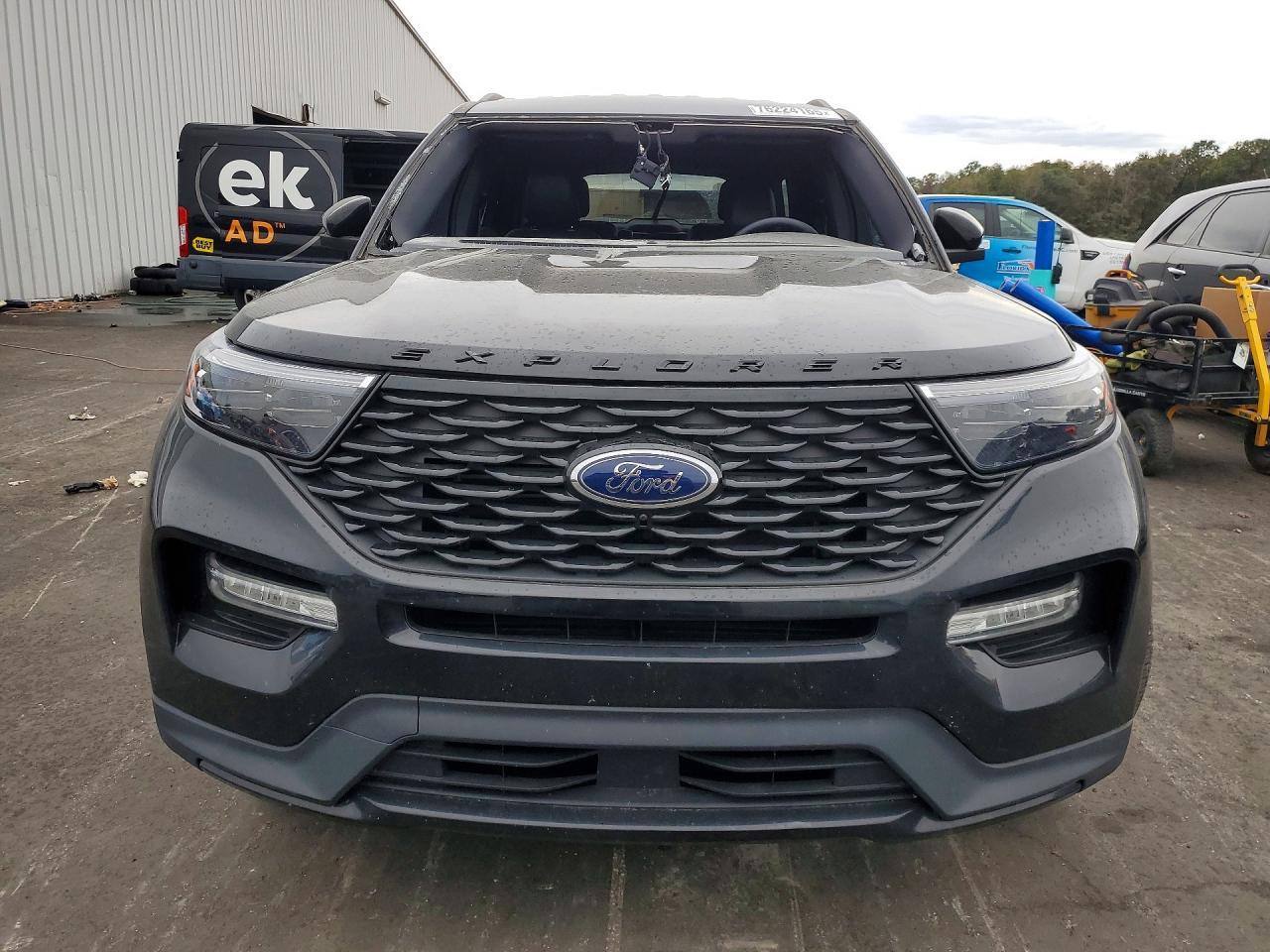 2024 Ford Explorer St-Line - Фото 5
