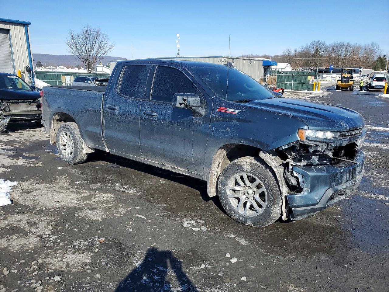 2020 Chevrolet Silverado K1500 Rst - Image 4