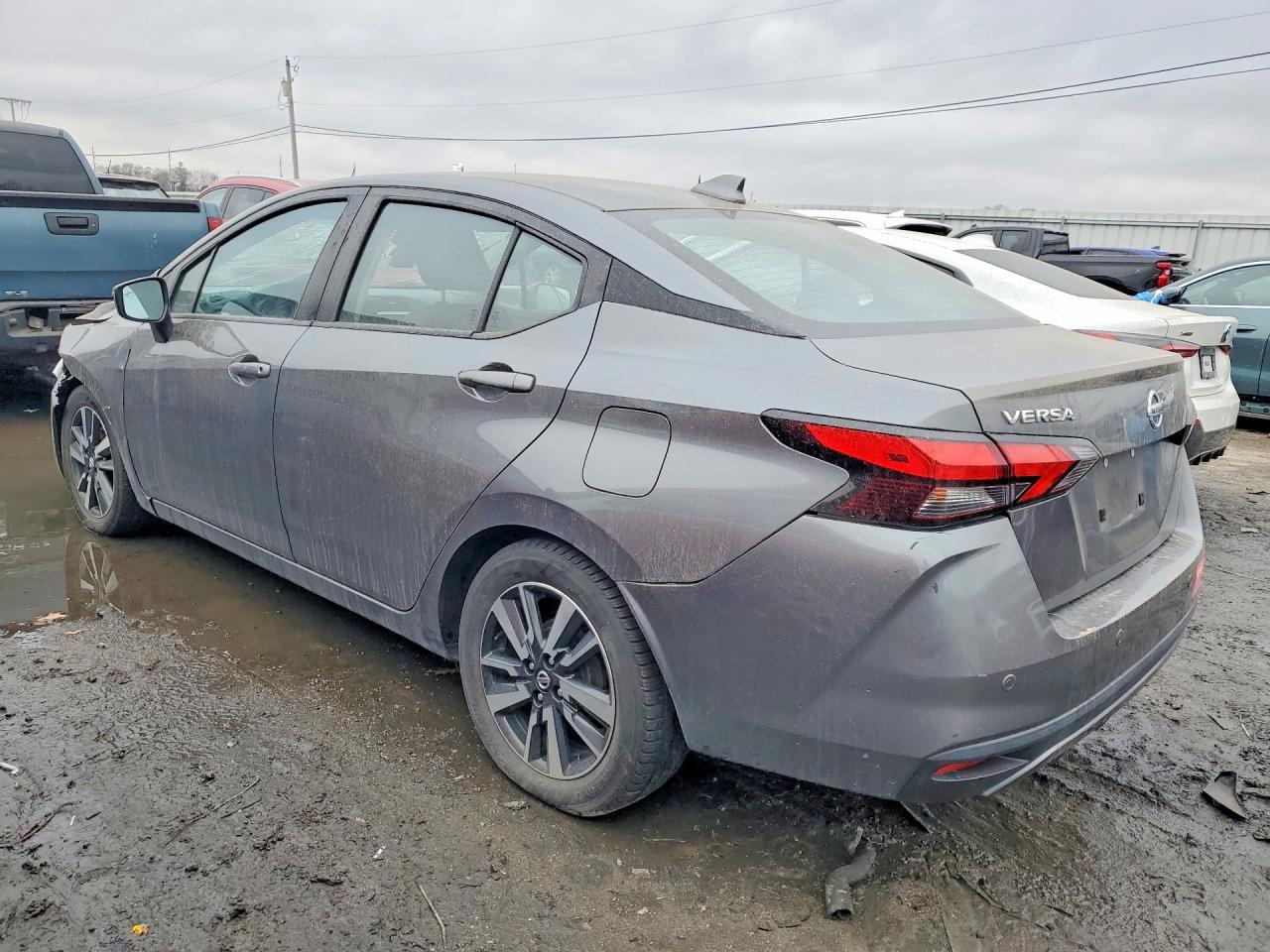 2021 Nissan Versa Sv - Фото 2