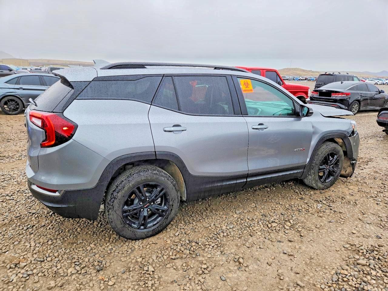 2023 GMC Terrain At4 - Image 3
