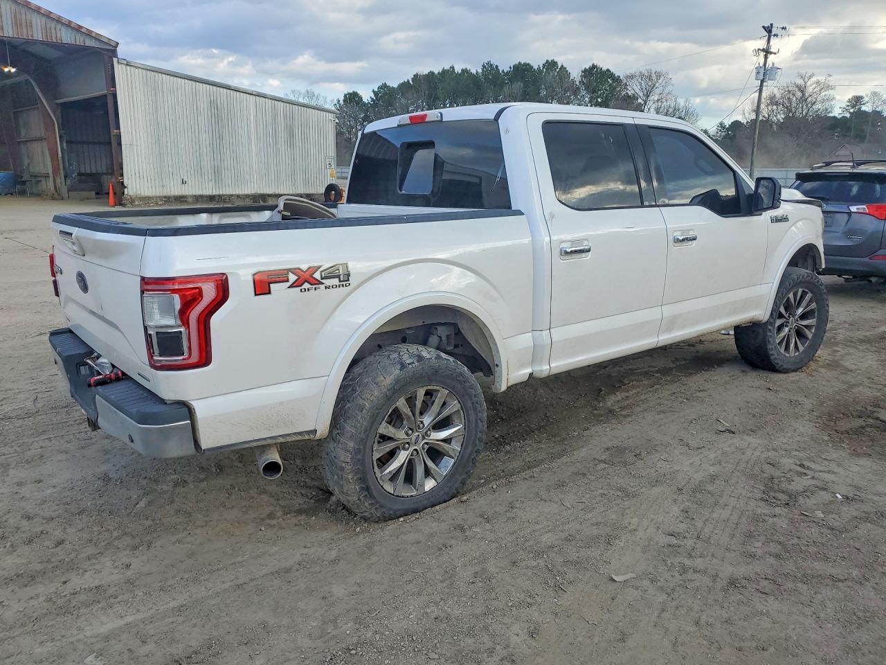 2016 Ford F150 Supercrew - Image 3