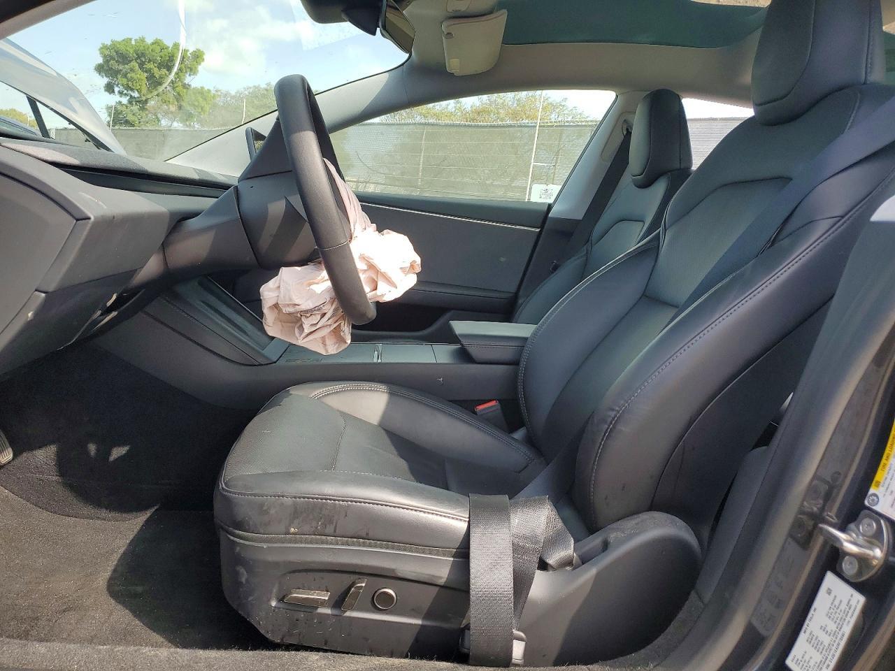 2024 Tesla Model 3 - Фото 7