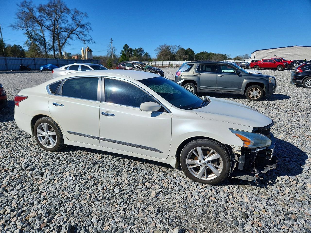 2015 Nissan Altima 2.5 - Image 4