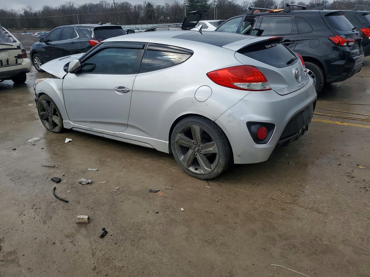 2014 Hyundai Veloster Turbo - Фото 2