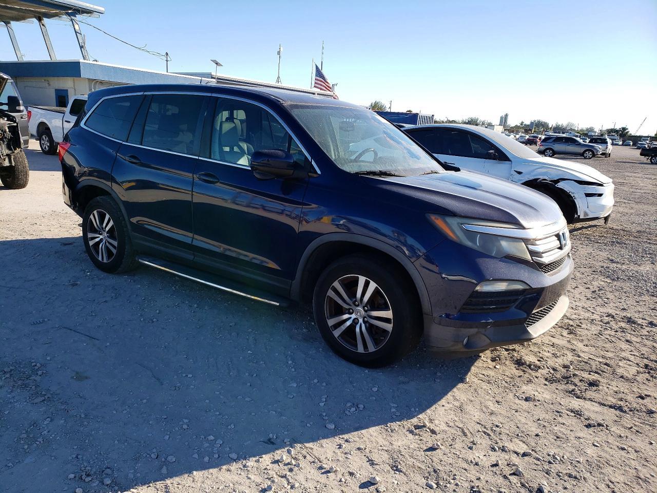 2016 Honda Pilot Exl - Image 4