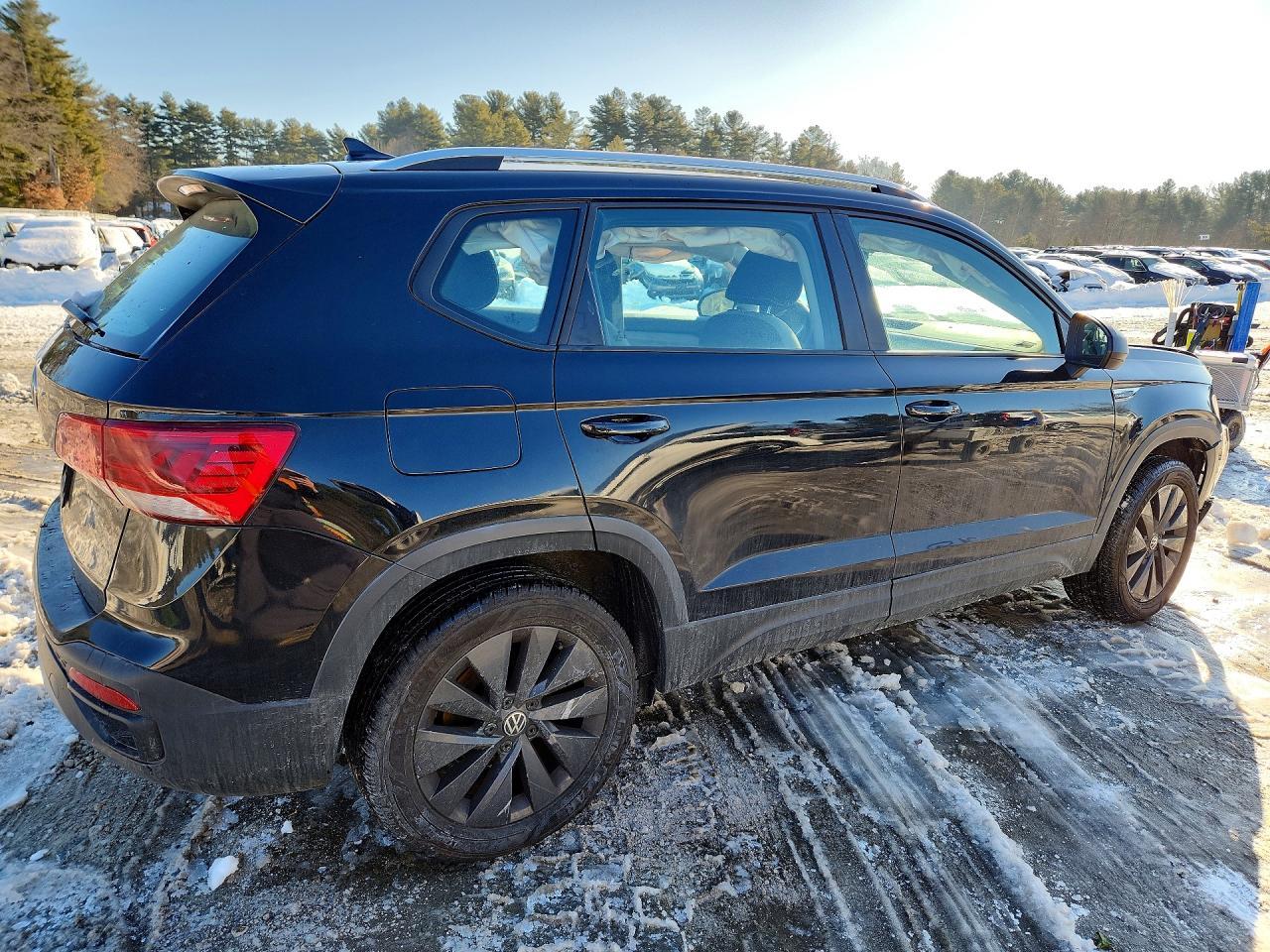 2023 Volkswagen Taos S - Фото 3