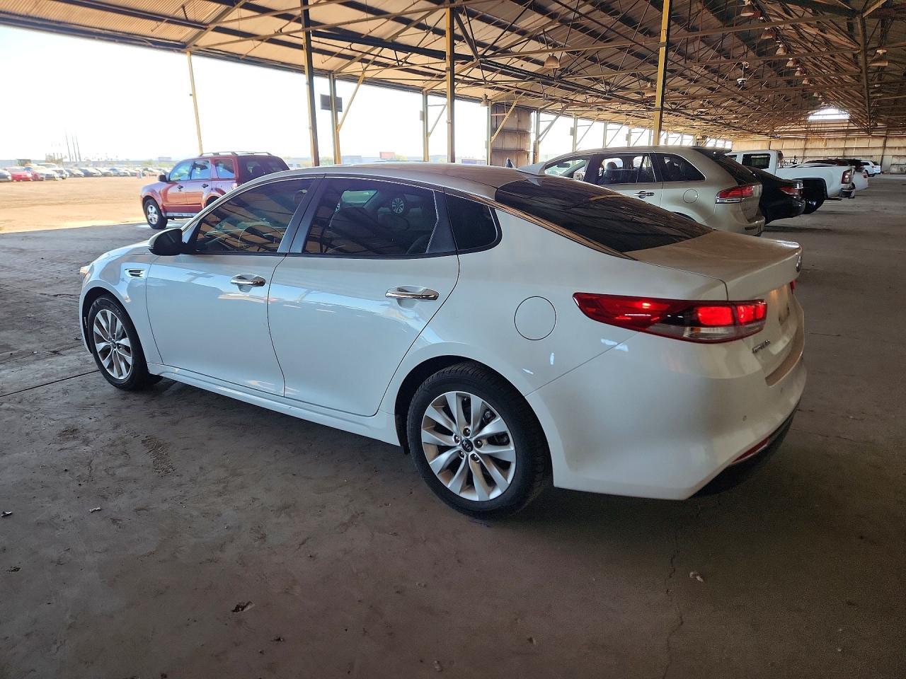 2018 Kia Optima Lx - Image 2