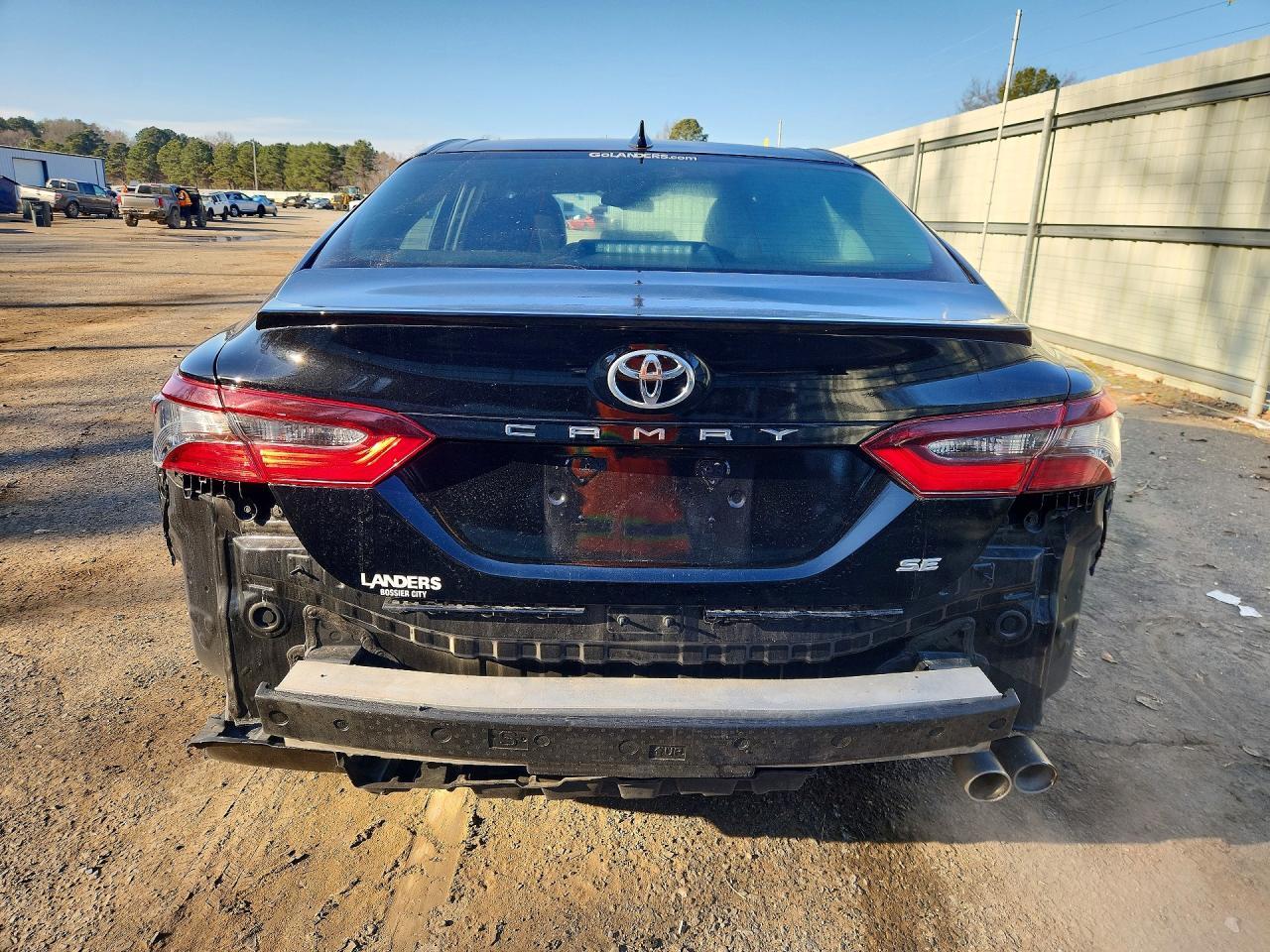 2023 Toyota Camry Se - Фото 6