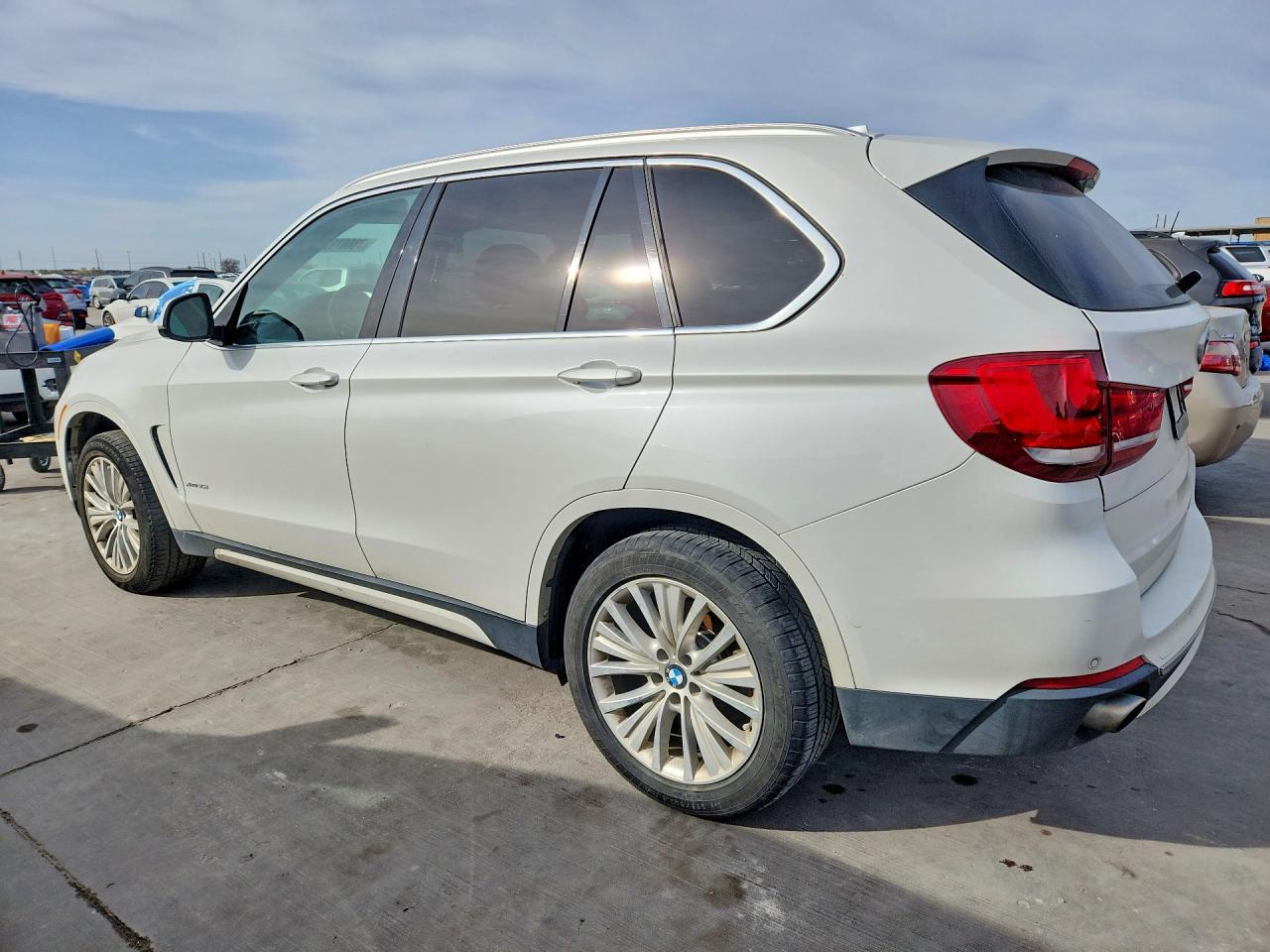 2016 BMW X5 xDrive35I Luxury - Фото 2