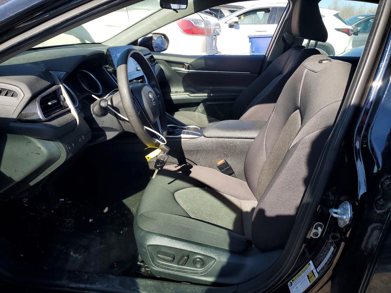 2023 Toyota Camry Le - Фото 7