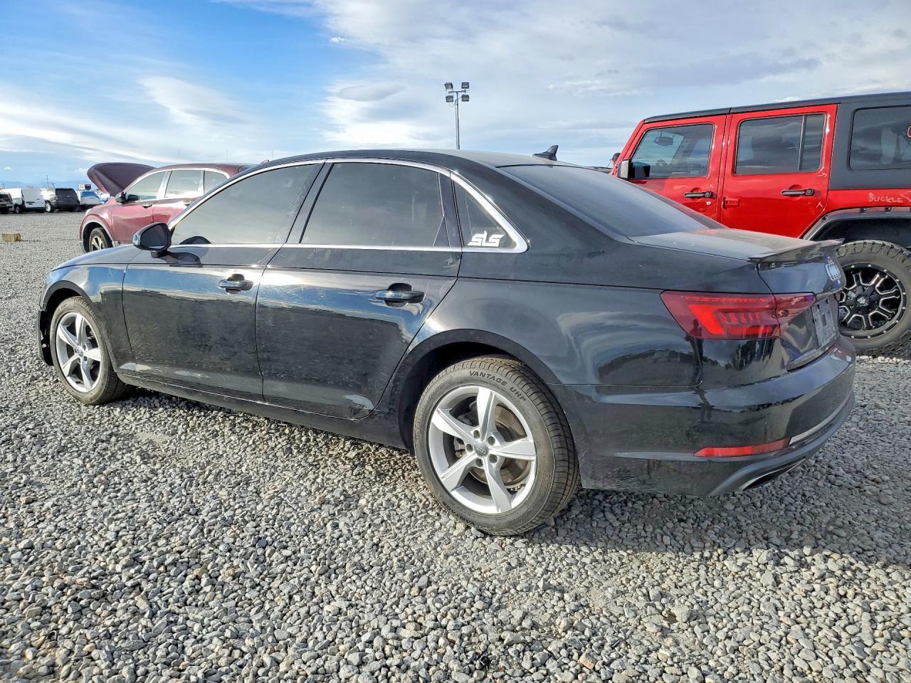 2019 Audi A4 Premium - Фото 2