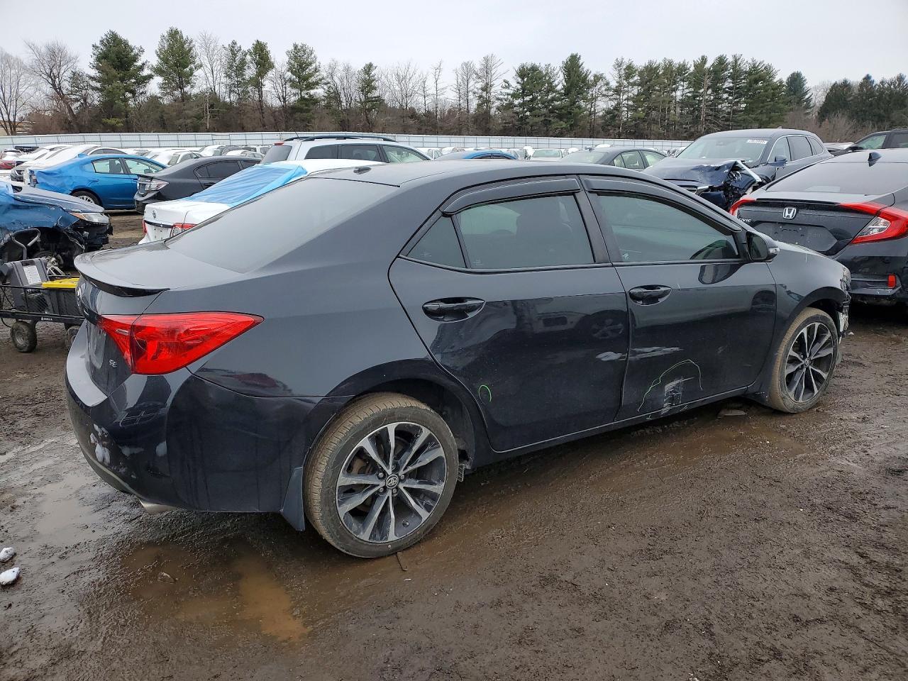 2017 Toyota Corolla L - Фото 3