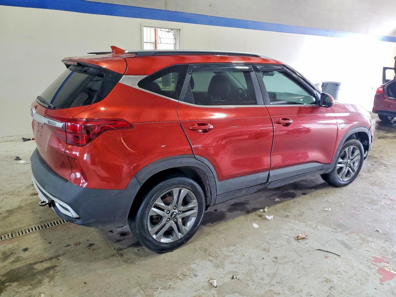 2021 Kia Seltos S - Фото 3